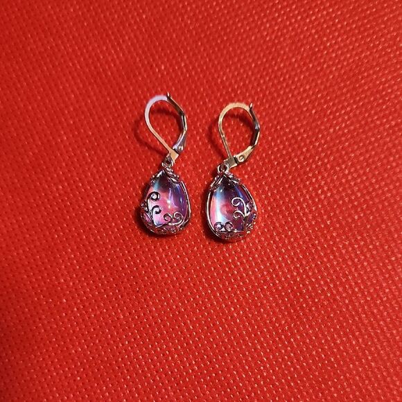 Jewelry - Purple Teardrop Earrings